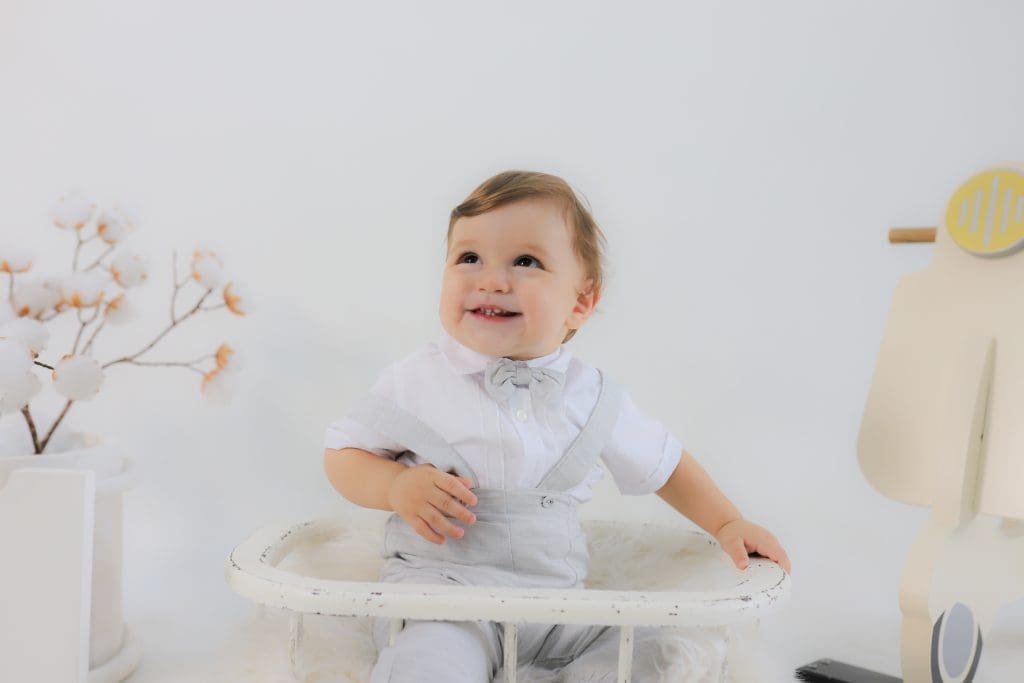 gülen erkek bebek